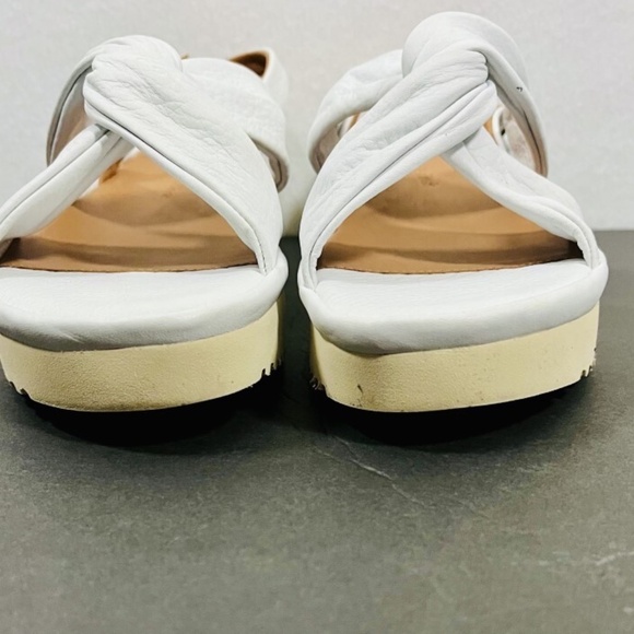 L'Amour Des Pieds Amiens White Women's Soft Leather Sandals Size 10M - Picture 3 of 9
